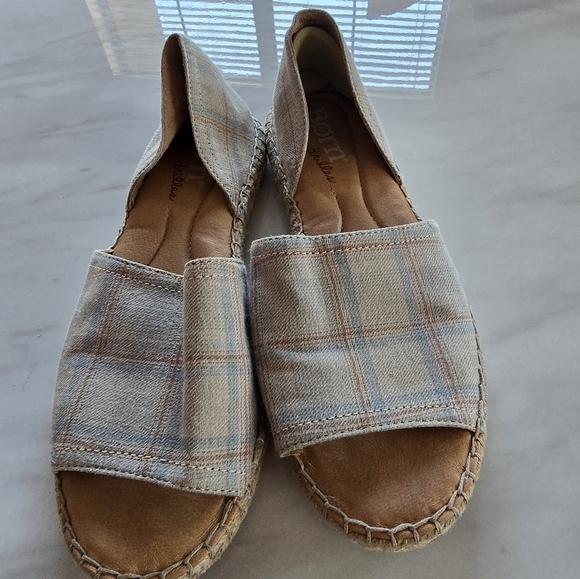 Born Seak Espadrilles Slip On Sz 8M Women Taupe Beige Fabric D'orsay Shoes - Picture 5 of 14